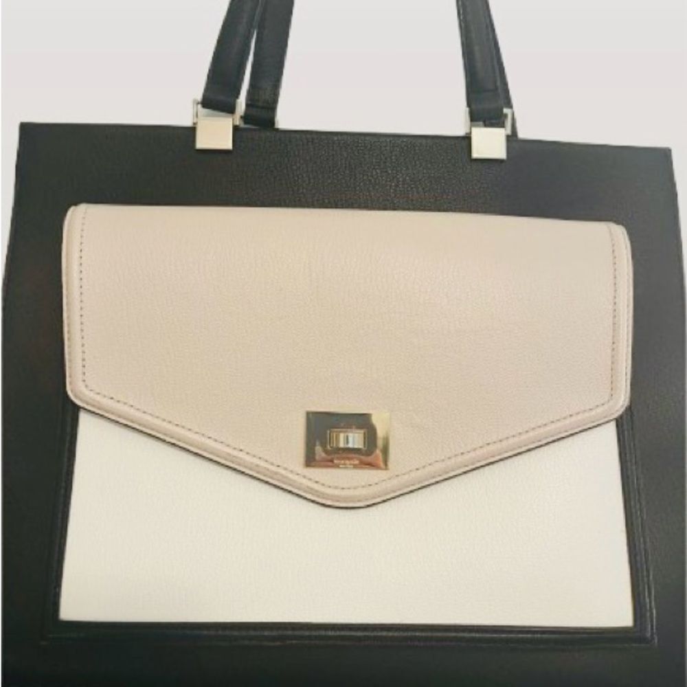 Kate Spade Black and Cream Shoulder Bag with Modern Elegance